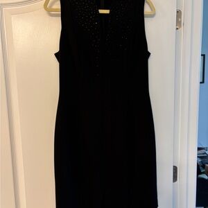 Elegant Black Sleeveless Dress